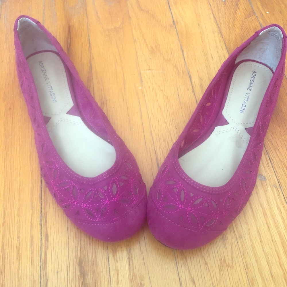 ☀️Adrienne Vittadini Purple Flat☀️